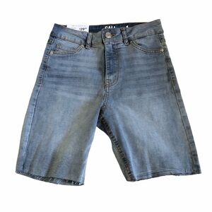 NWT CALI Frayed Ultra High Rise Denim Shorts Juniors 1